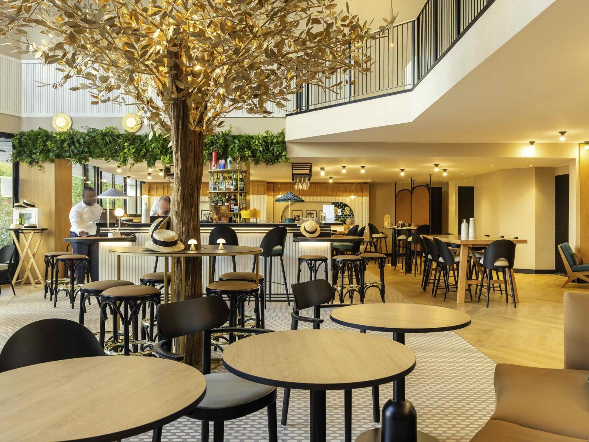 Novotel Paris Suresnes Longchamp Ngoại thất bức ảnh